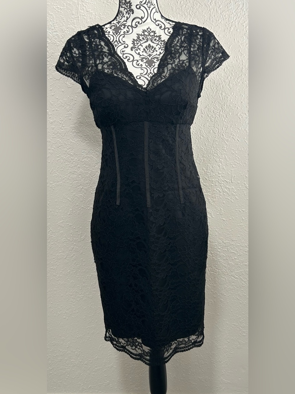 Aidan Mattox Black Lace Sheath Dress Illusion Corset Cocktail Whimsigoth Size 6